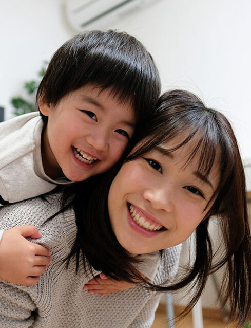 smiling-mom-and-son
